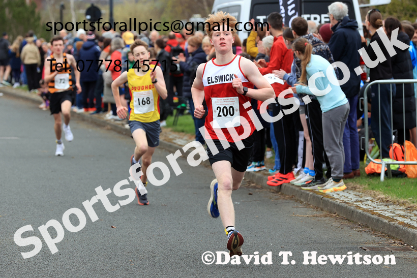 Boys and Girls Under-16s, 2026 Elswick Harriers Good Friday Road Relays and Young Athletes, Newburn,  Newcastle upon Tyne. Photo: David T. Hewitson/Sports for All Pics